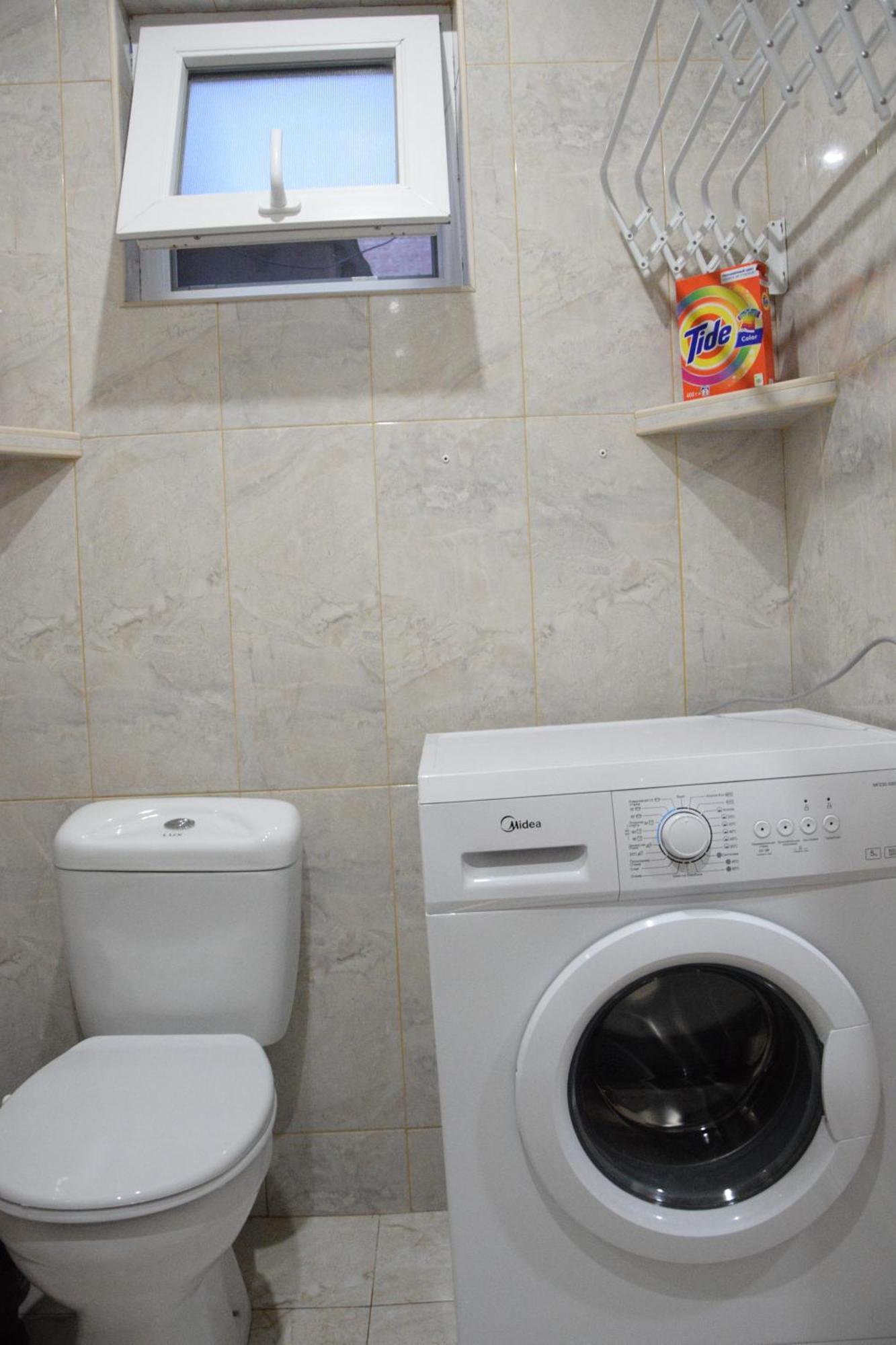 Librarians' Flat Apartamento Tbilisi Exterior foto